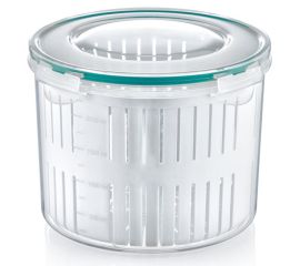 Plastic container sealed with sieve Irak Plastik LC-650 2.5 l
