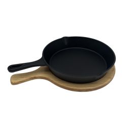 Cast iron pan with wooden stand MG-1943