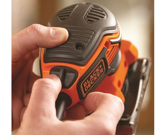 Виброшлифмашина Black+Decker KA450-QS 220W