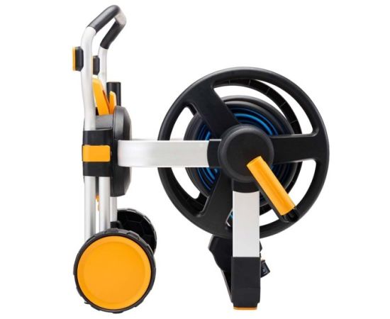 Hose reel with hose and accessories Fiskars XL