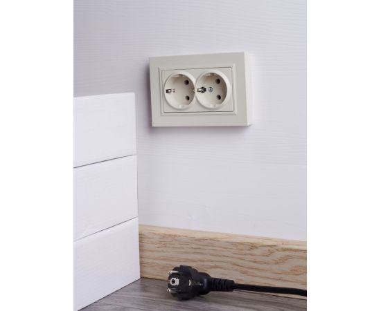 Socket IEK RS12-3-BrKr 2 BRITE 16A beige