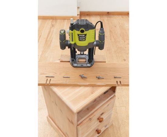 Фрезер Ryobi RRT1600-K 1600W