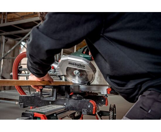 Торцовочная пила Metabo KGS 254 M 1800W (613254000)