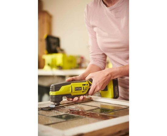 Multi-tool Ryobi R18MT3-0 18V