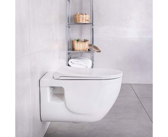 Wall-hung toilet with lid Lucco Brilla