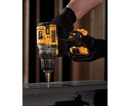 Аккумуляторный дрель-шуруповерт бесщеточная DeWalt DCD701D2-QW 12V