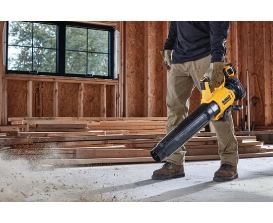 Аккумуляторная воздуходувка DeWalt  DCMBL562N-XJ  Brushless