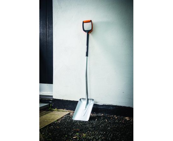 Лопата совковая Fiskars Xact 1003688