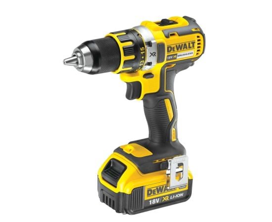 Аккумуляторный дрель-шуруповерт DeWalt DCD790M2-QW 18V