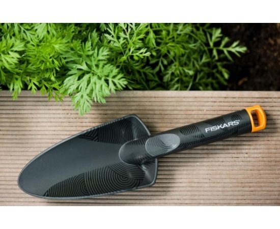 Лопата садовая FISKARS 137000