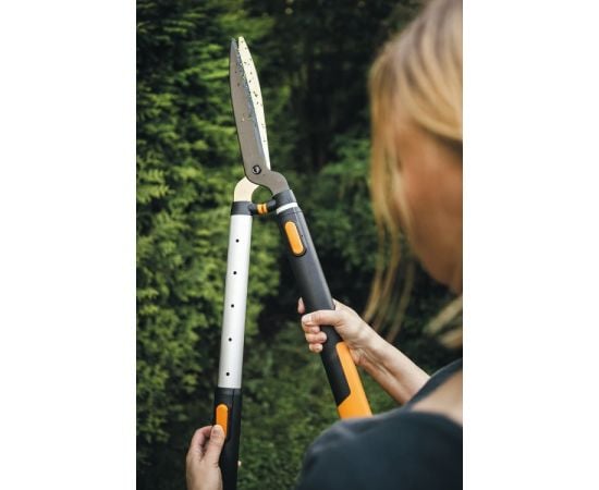 Кусторез телескопический Fiskars SmartFit HS86