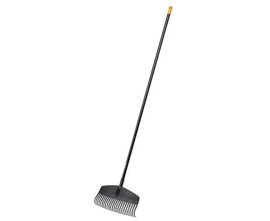 Rake Fiskars Solid M 1063090