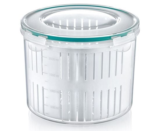 Plastic container sealed with sieve Irak Plastik LC-650 2.5 l