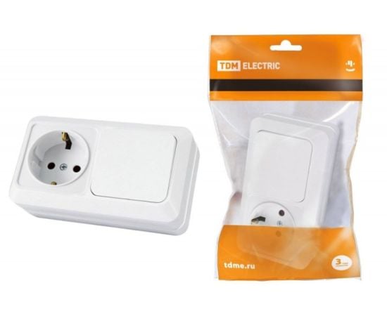 Switch with socket TDM SQ1801-0101 white