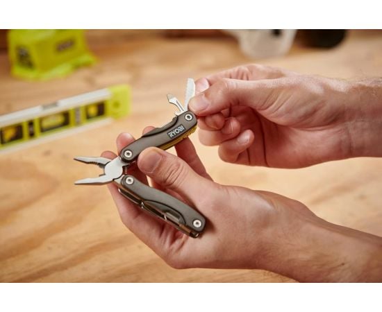 Multitool Ryobi RMT14